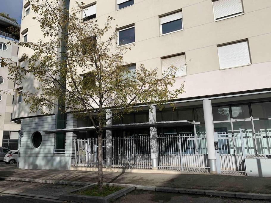 Studio Le Pensier - Monplaisir Lyon Zewnętrze zdjęcie